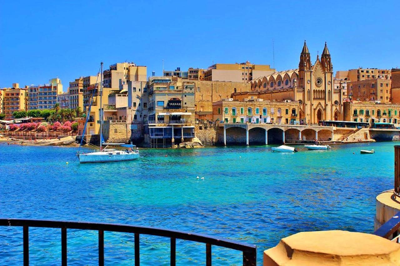 Chic 2Br Penthouse Steps From The Promenade Lägenhet Sliema Exteriör bild